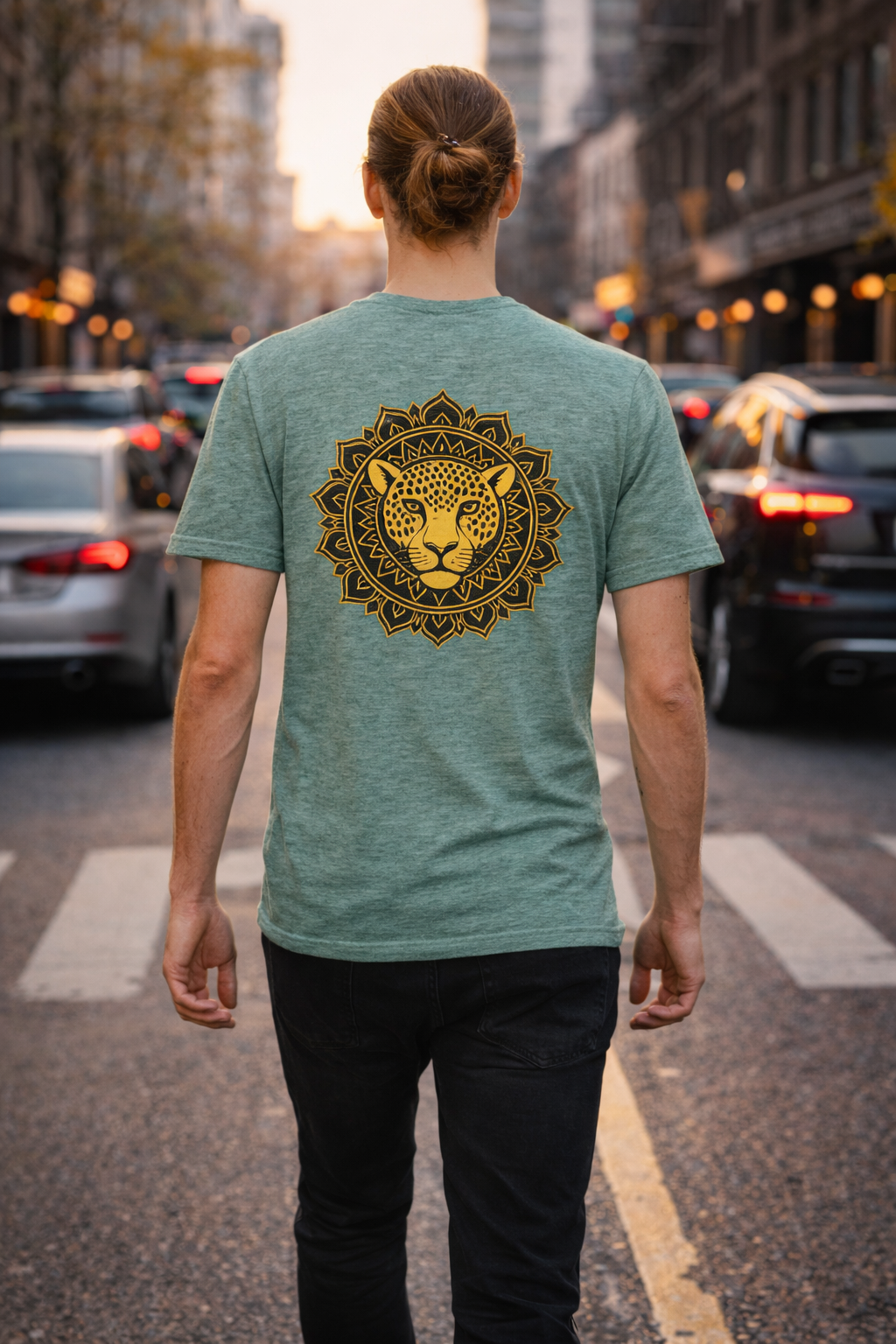 T-shirt Homme Mandala Jaguar – Force, Courage et Puissance Intérieure