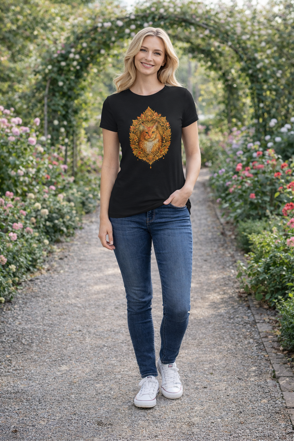T-shirt Femme Premium Mandala Chat Maine Coon – Confort & Élégance | Bella